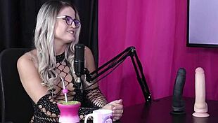 Amanda Smell on relationships and self-worth