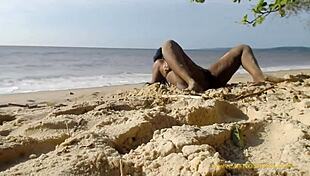 Teen Stepdaughter Practices Blowjobs On Step Daddy 😘