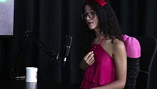 a primeira vez que sentiu orgasmo dando o cu e gosta de pau grande - espaguete transsexual sheer red