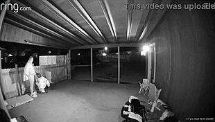 Amateurs fuck outdoors in public