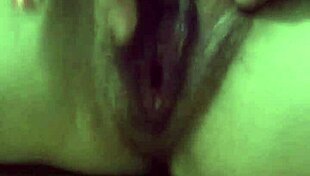 Amateur girl plays with toys on pussy 😈