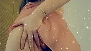 European amateur spanish woman in lingerie masturbates her big ass and natural tits