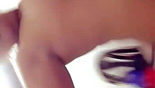 a venezuelan with money visits me unexpectedly