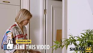 Can you believe this Shame4k birthday bang with chubby cougar?