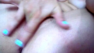 ebony girl reaches real orgasm in close-up homemade video