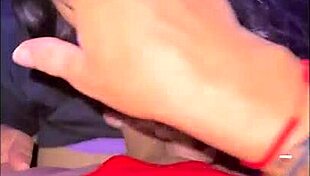 ella es una niña tan obediente