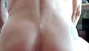 i love that anal fuck with my plug, huge cumshot!