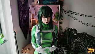 Asui Asks Teacher Aizawa To Fuck Her!