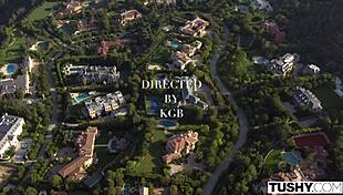 Anal-loving influencer kenna captivates her audience with tushy scenes