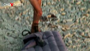 Mislil sem, da bo pogoltnila, ampak sem ji izstrelil po vsem na plažnem seksu