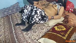 Pakistani Wife Amrozian Jan Gets Rough Pussy Fucked in Missionary. Her Body Shakes with Every Thrust!