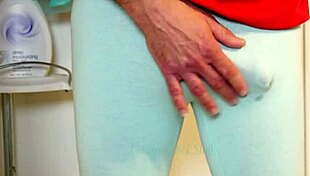 I'm this dude with a hard cock in leggings, flashing pre-cum without pee.