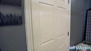 Hey, STEP DAD, Kyun Chum Compeers STEP DAUGHTER Ko Peeping Kar Rahe Ho STEP MOTHER Ke Baad?!