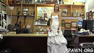 Fine Honey Exposes Ass And Pussy In Reality Show