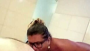 She couldn’t resist sucking chubby guys with pure lust