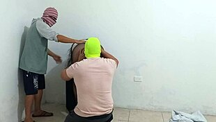 albañil cumple fantasia esposa dia brujas queria sexo mejor amigo esposo observada follan puta presencia porno real casero 😈