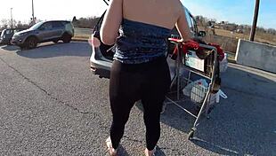Curvy Housewife Flashes See-Through Leggings During Grocery Shopping!