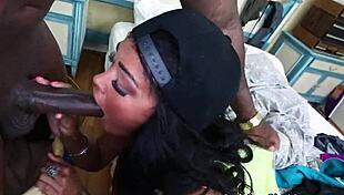 sexy petite 18+ ebony knows to fuck 1 😈