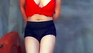 em �o ỏ v� mướp sệ with big tits