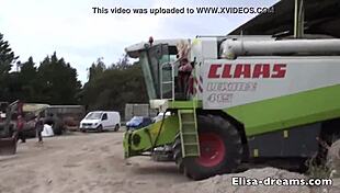 Milf slut flashes tits and ass nude in public park!