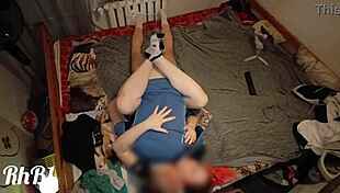 Red-haired girl in socks hits orgasm in missionary with legs up. Sexy homemade teen action 😍