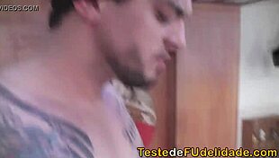 ruiva fucks with passion! big ass action?