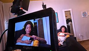 Porno Sahne Arkası Orospu Yüzüne Boşalma Alıyor!