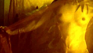 Hey, look at this classic Indian beauty strippin’ down and teasin’ with retro moves on display.