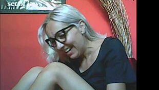 A True Penis Expert Chantal Receives Intimate Photos And Comments With Wisdom