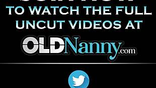 omahotel: two ripe ladies gettin sexual in the bath, orgasm time 😍