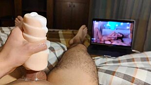 feeling the cum with my new toy