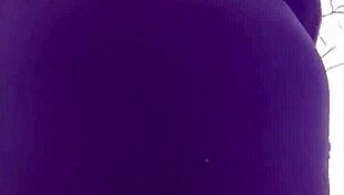 Dancing and shaking my big ass in thong for you