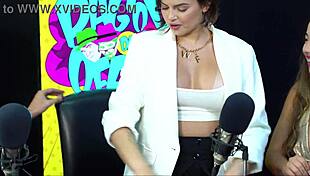 Teen Lesbian Assfucks Brazilian Amateur