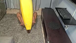 tattooed desi slut humps a big banana close ups with homemade kinky indian pussy