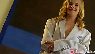 Blonde Jillian Janson Enjoys Rubbing Her Wet Pussy