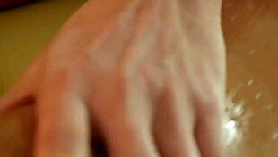 Twink massages muscular bodybuilder and gets intimate