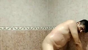 A cheating whore with a big ass gets fucked and sucks a cock in a Jacuzzi bathtub