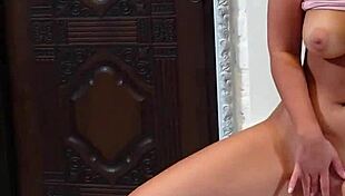 Hazel Grace's solo self-pleasure experience