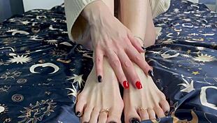 Brunette Amateur Licks Toys In Solo Foot Fetish Squirting Orgasm