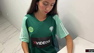 skinny cutie turns casting interview into cum-covered facial.