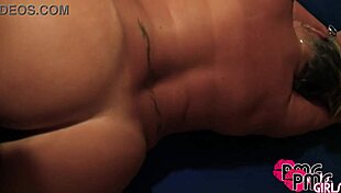 big booty mom davina raines feels shocked catching step son jerking off