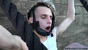 Sexy Army Hunks Get Intense Blowjobs