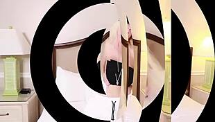 beautiful blonde kelley cabbana pleasures her pussy until orgasm 😍