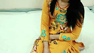 desi chachi ki hardcore chudai - anal assfucking with american pornstar aunt in naughty indian amateurs