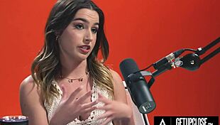 Watch how chanel camryn orgasms intensely with hitachi close up