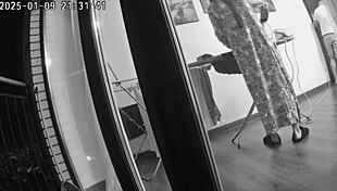 เมียจริงหักหลังสนุกกับเพื่อนตอนสามีไม่อยู่