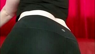 she's dominating her married man with humiliating texts at the wedding