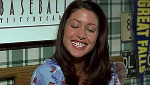 Shannon elizabeth showcases her sexy celebrity tits and american charm