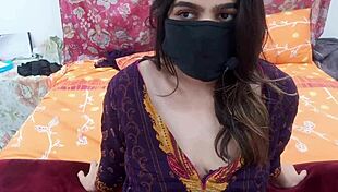 Sobia Nasir Moans Loudly in Roleplay on WhatsApp Call!