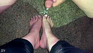 Much needed release on hot amateur latina feet